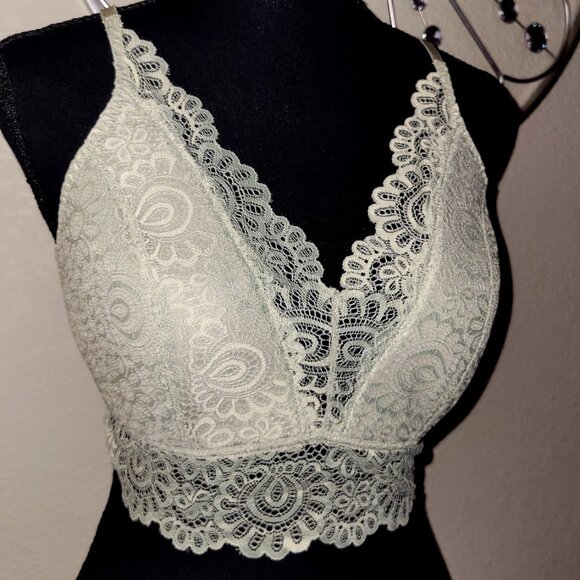 BKE Floral Lace Full Coverage Bralette Large - Picture 3 of 6